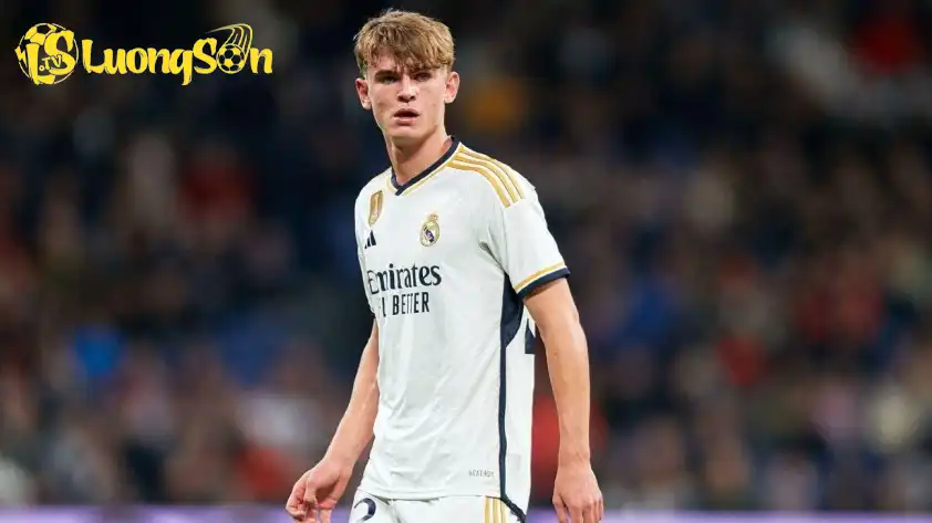 Real Madrid đang lên kế hoạch bán Ceballos và Brahim Diaz để dọn đường đón Nico Paz