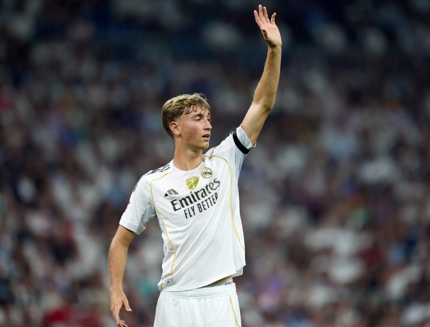 Huijsen chỉ bị mỏi cơ nhẹ và đủ điều kiện thi đấu